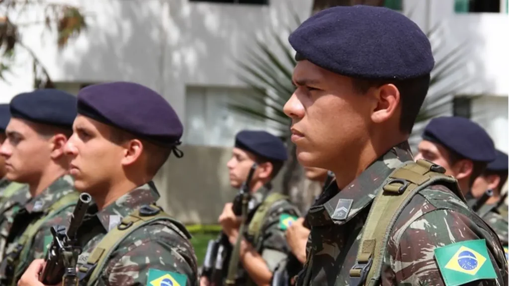 Concurso ESA 2027 abre 1.100 vagas para formação de sargentos do Exército Brasileiro com inscrições abertas de 30 de março a 4 de maio.