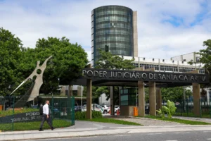 Salários até R$10 mil no TJSC:&hellip;
