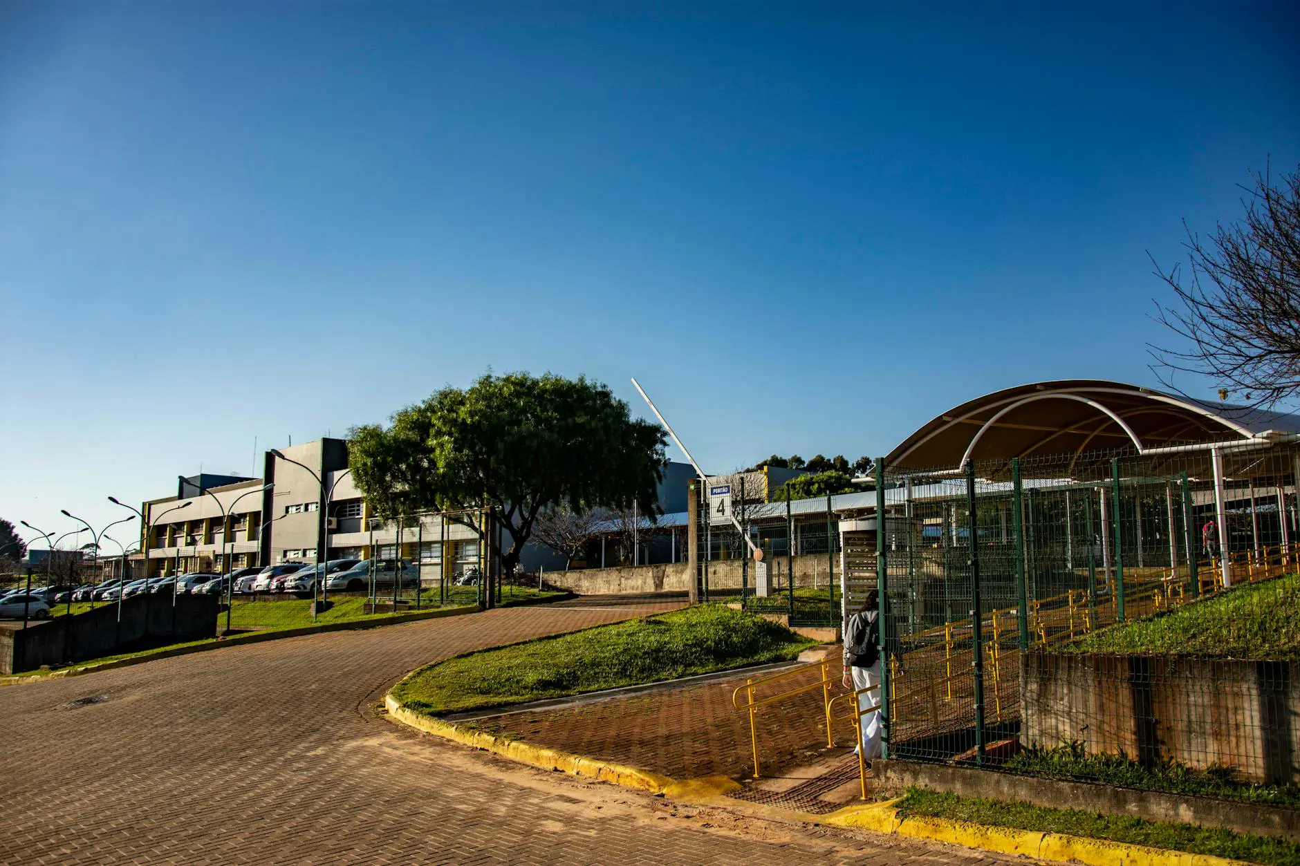 O que cada curso do Qualifica Paraná inclui além da bolsa de R$ 1.008 — cursos Qualifica Paraná