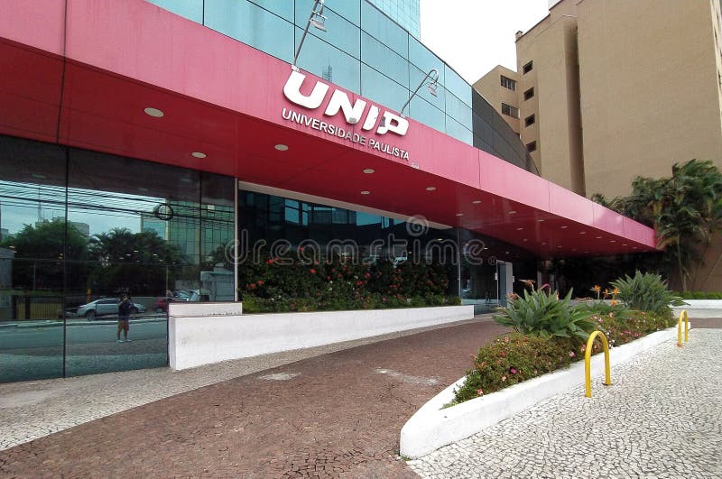 Fachada da Universidade Paulista (UNIP) em São Paulo