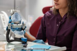Curso Técnico em Prótese Dentária: o&hellip;