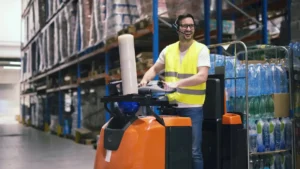 Técnico em Logística: salário de até&hellip;