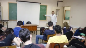 MEC autoriza 937 vagas de professor&hellip;